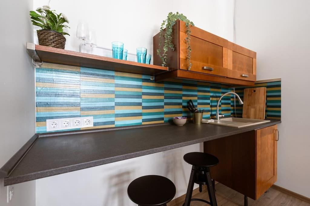 Free Parking Chain Bridge 4ppl, 2bdrm, Wifi, Smart Tv, Ac Apartament *
