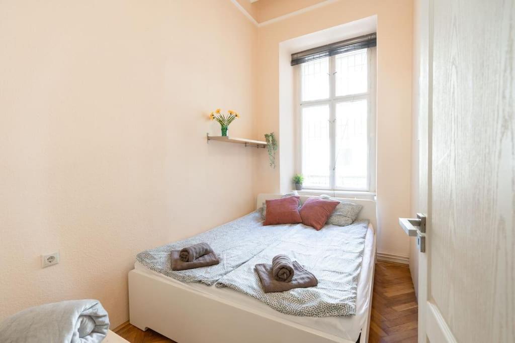 Free Parking Chain Bridge 4ppl, 2bdrm, Wifi, Smart Tv, Ac Apartment Budapest